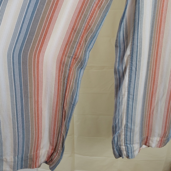 NWOT AE Wide Leg Pants Striped Size Medium - Picture 13 of 13